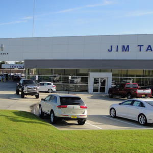 Jim Taylor Ford Auto Dealership & RocketFast! Car Wash
